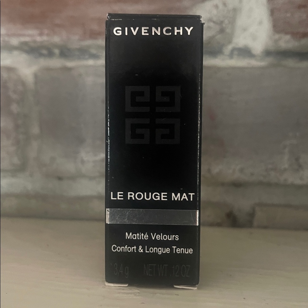 NEW Givency Le Rouge Mat Lipstick-330- Violine Retro - Picture 5 of 10